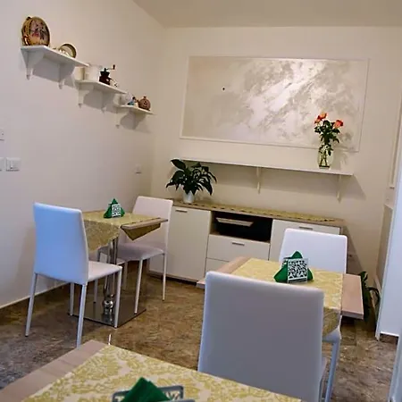 فندق مبيت وإفطار Nonna Teresa 3*